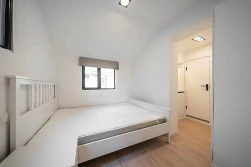 Housing image — Bedroom