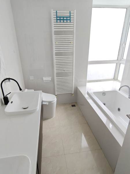 Housing image — Bathroom