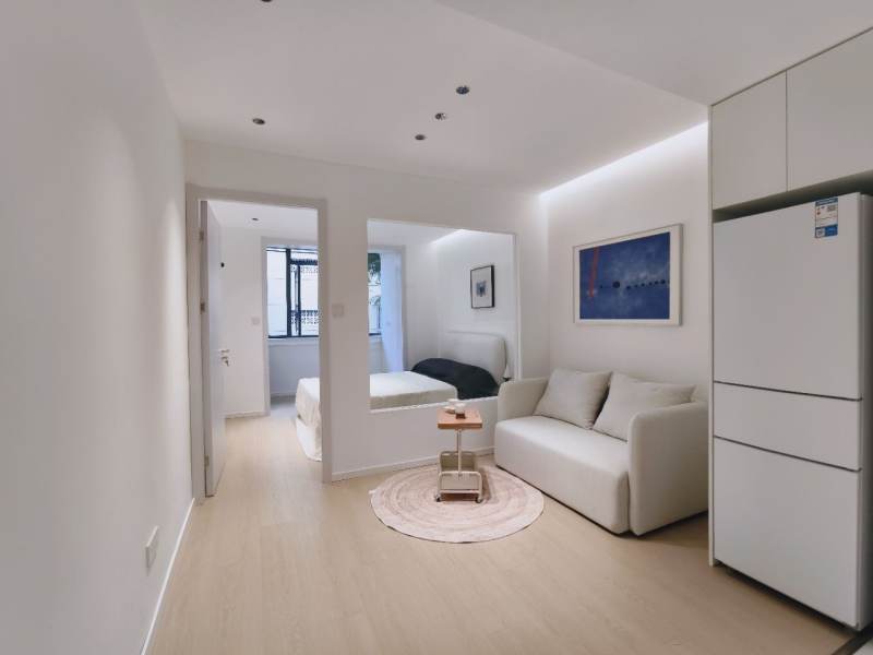 Housing image — Living Room