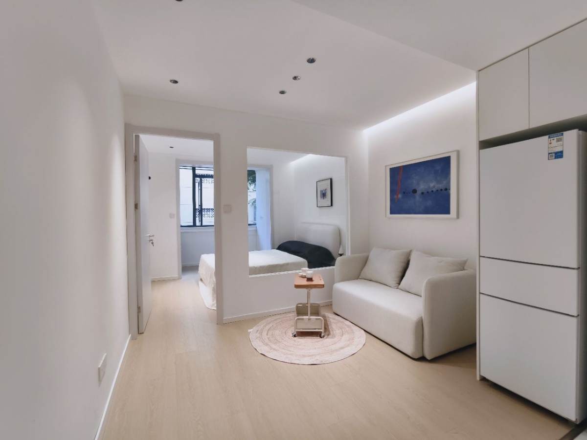 Housing image — Living Room