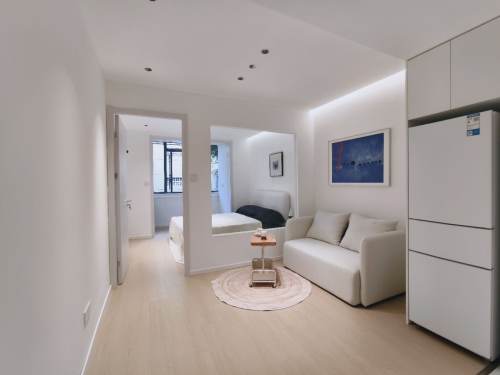 Housing image — Living Room