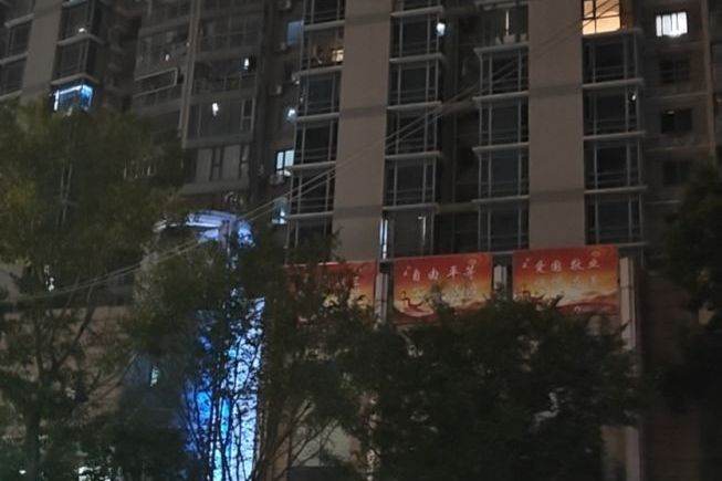 Spacious 2BR Apartment in Jing'an (L13/L14)