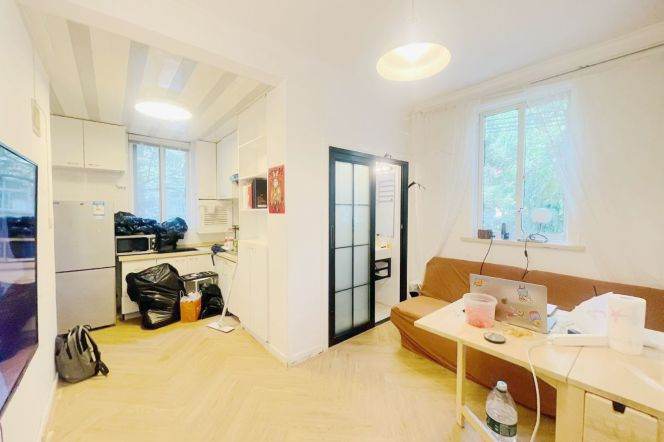 1BR Apartment in Old Xuhui