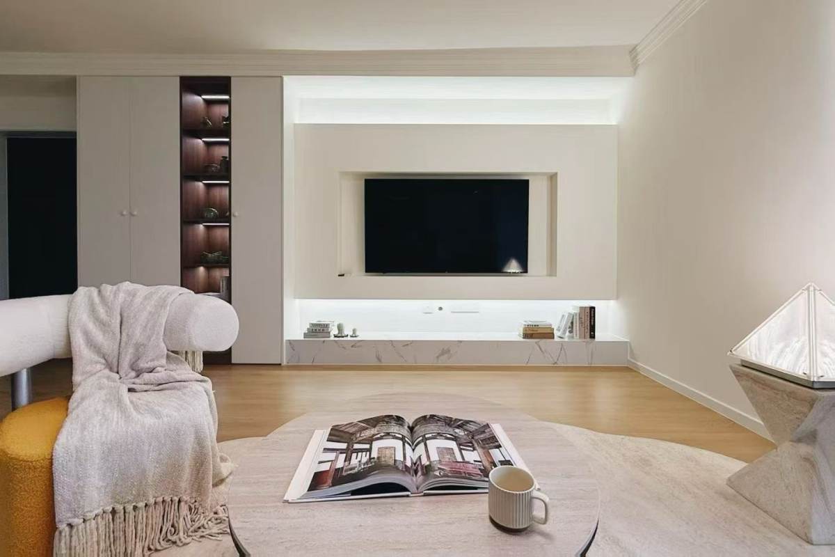Housing image — Living Room