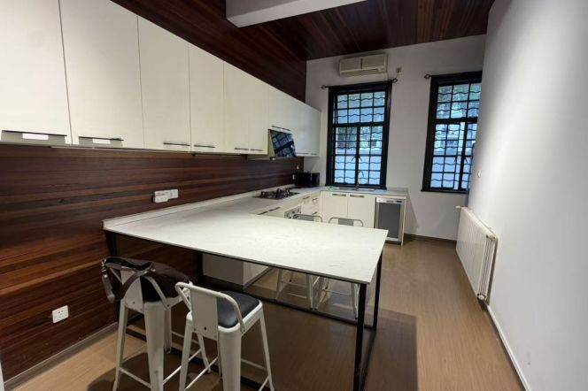 Spacious 2BR Heritage Apartment in Old Xuhui with Terrace (L1/L7)