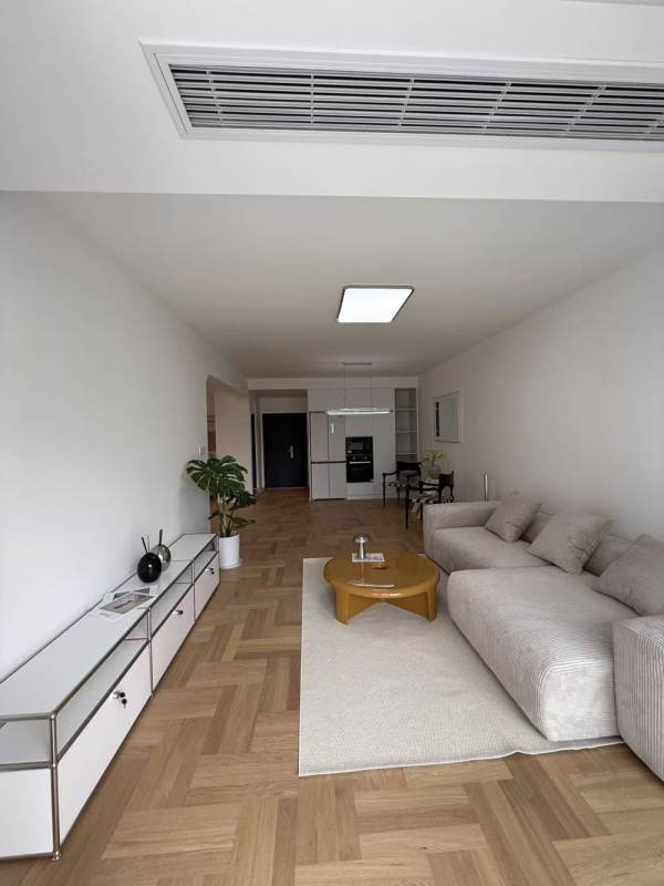 Housing image — Living Room