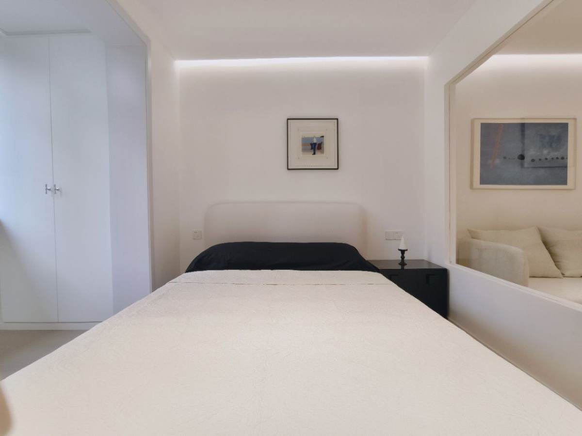 Housing image — Bedroom
