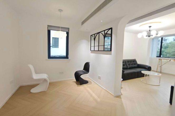2BR Apartment in Gubei