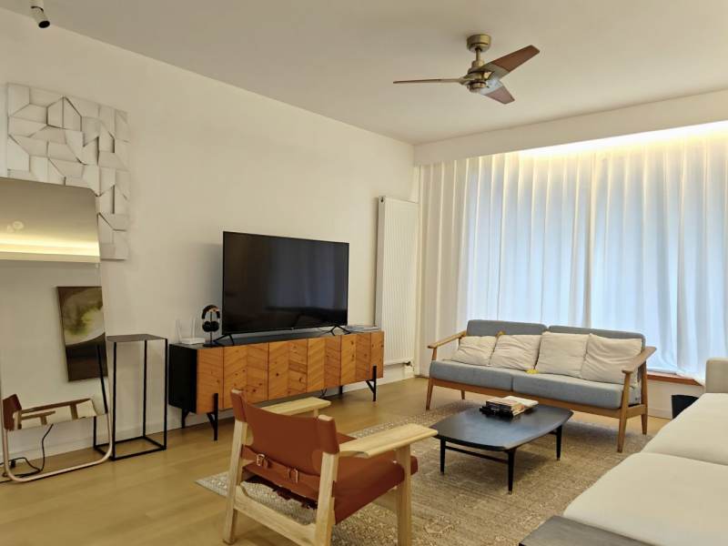 Housing image — Living Room