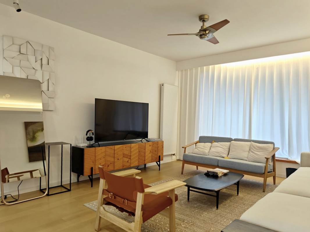 Housing image — Living Room