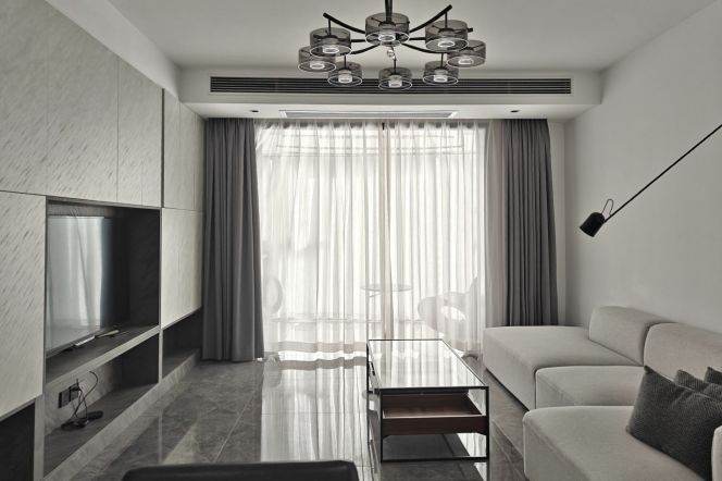High-Floor 2BR Apartment at Huasheng Grand Mansion (L1/L13)