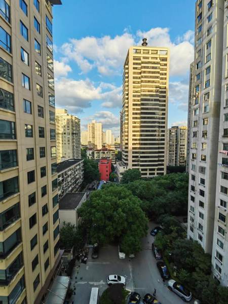 Housing image — View