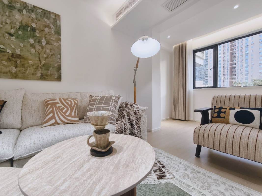 Housing image — Living Room