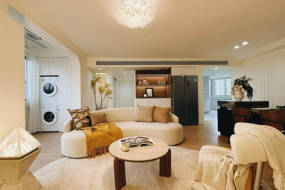 Housing image — Living Room