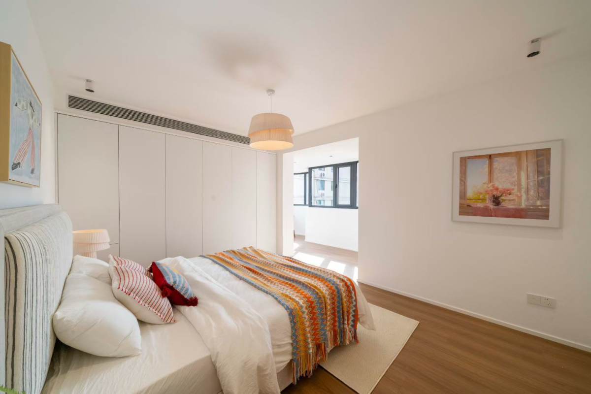 Housing image — Bedroom