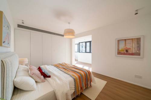 Housing image — Bedroom