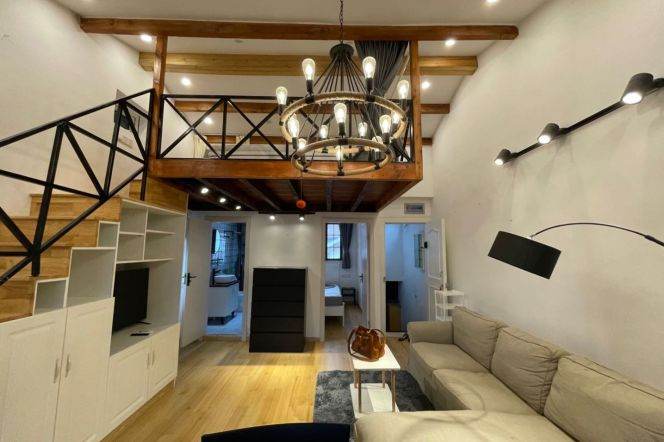 2BR Lane House (L9)