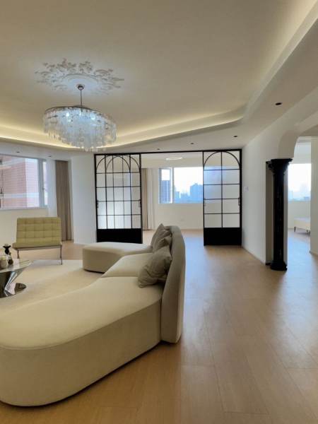 Housing image — Living Room