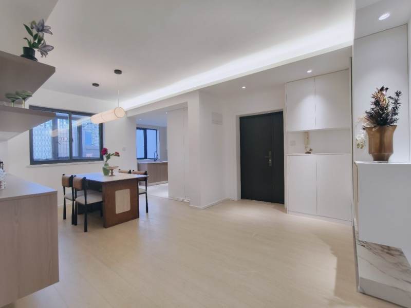 Housing image — Living Room