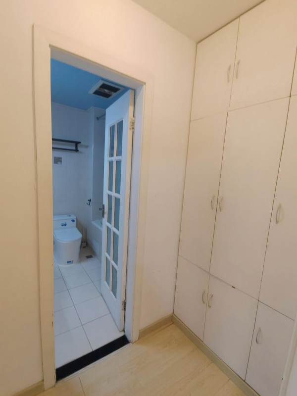 Housing image — Bathroom