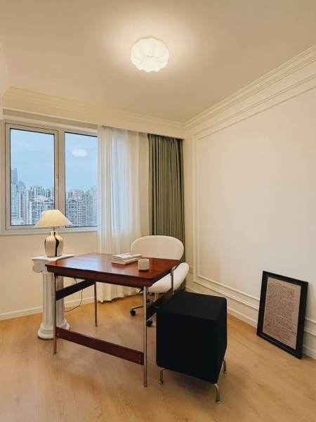 Housing image — Bedroom