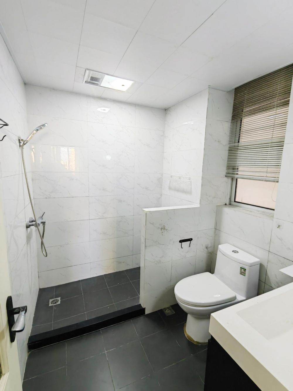 Housing image — Bathroom