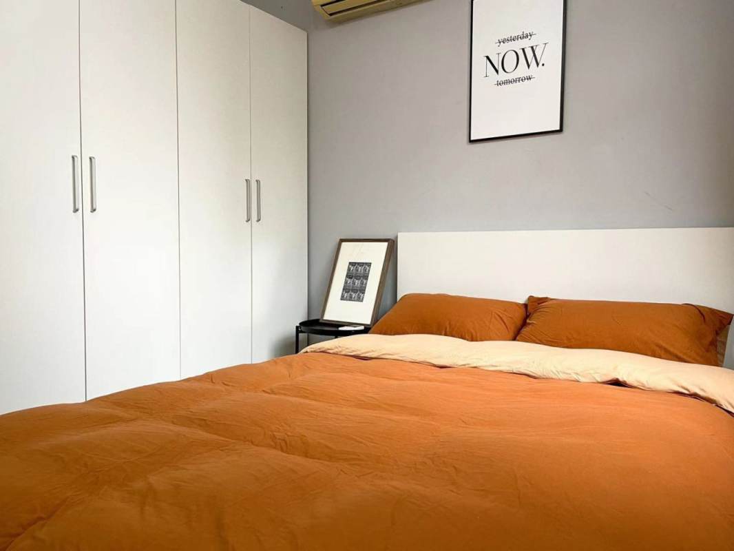 Housing image — Bedroom