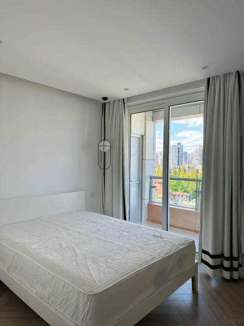 Housing image — Bedroom