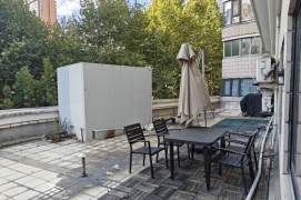 3BR Apartment in Jing'an with Green View (L2/L12/L13)