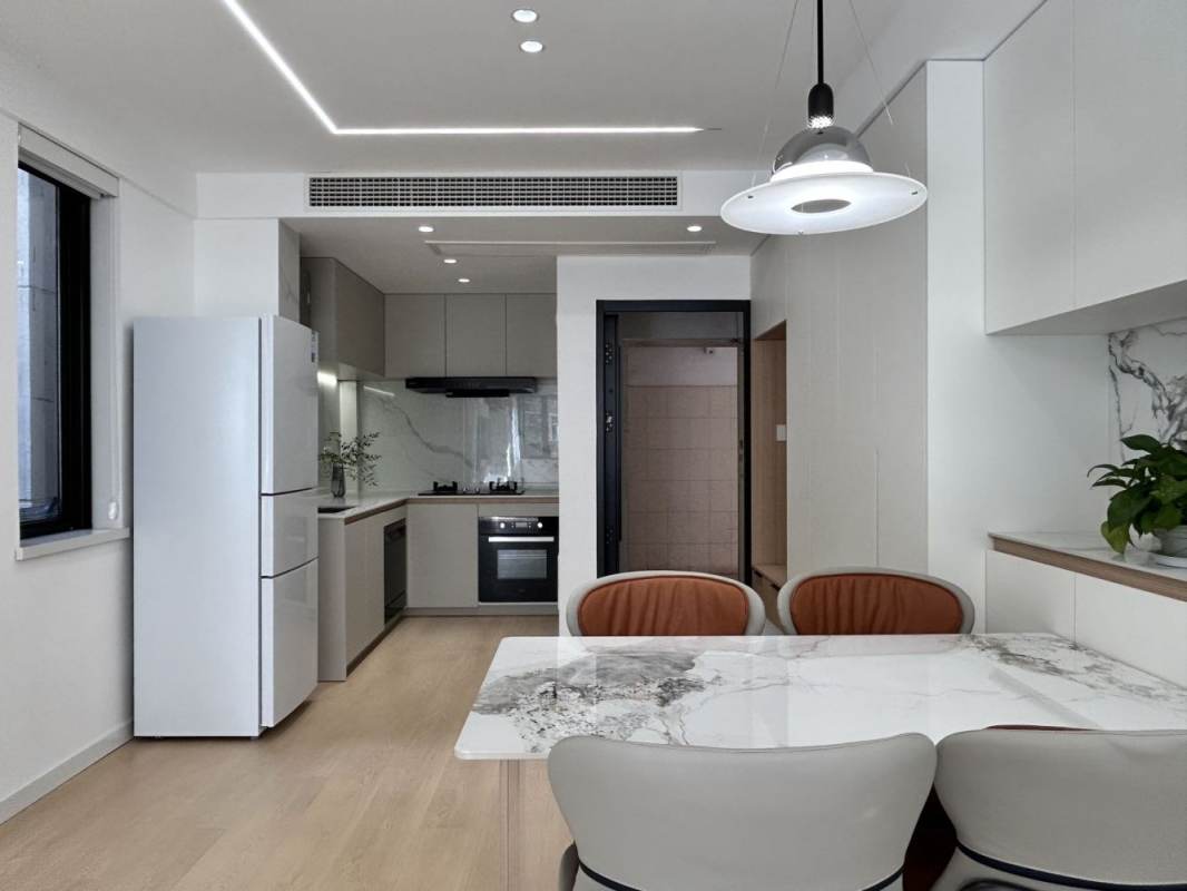 Housing image — Dining Area