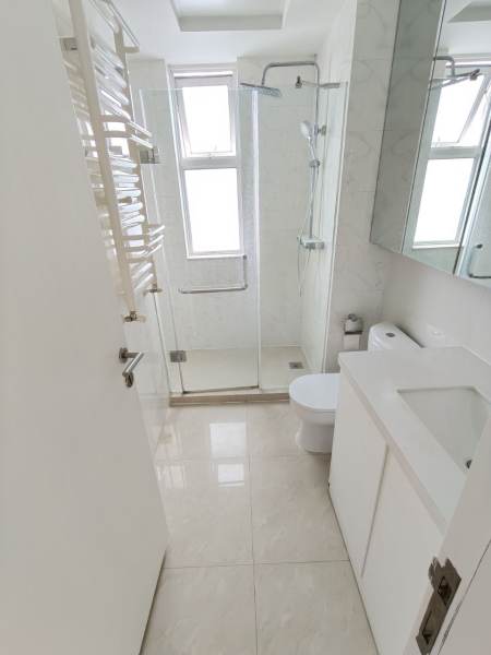 Housing image — Bathroom
