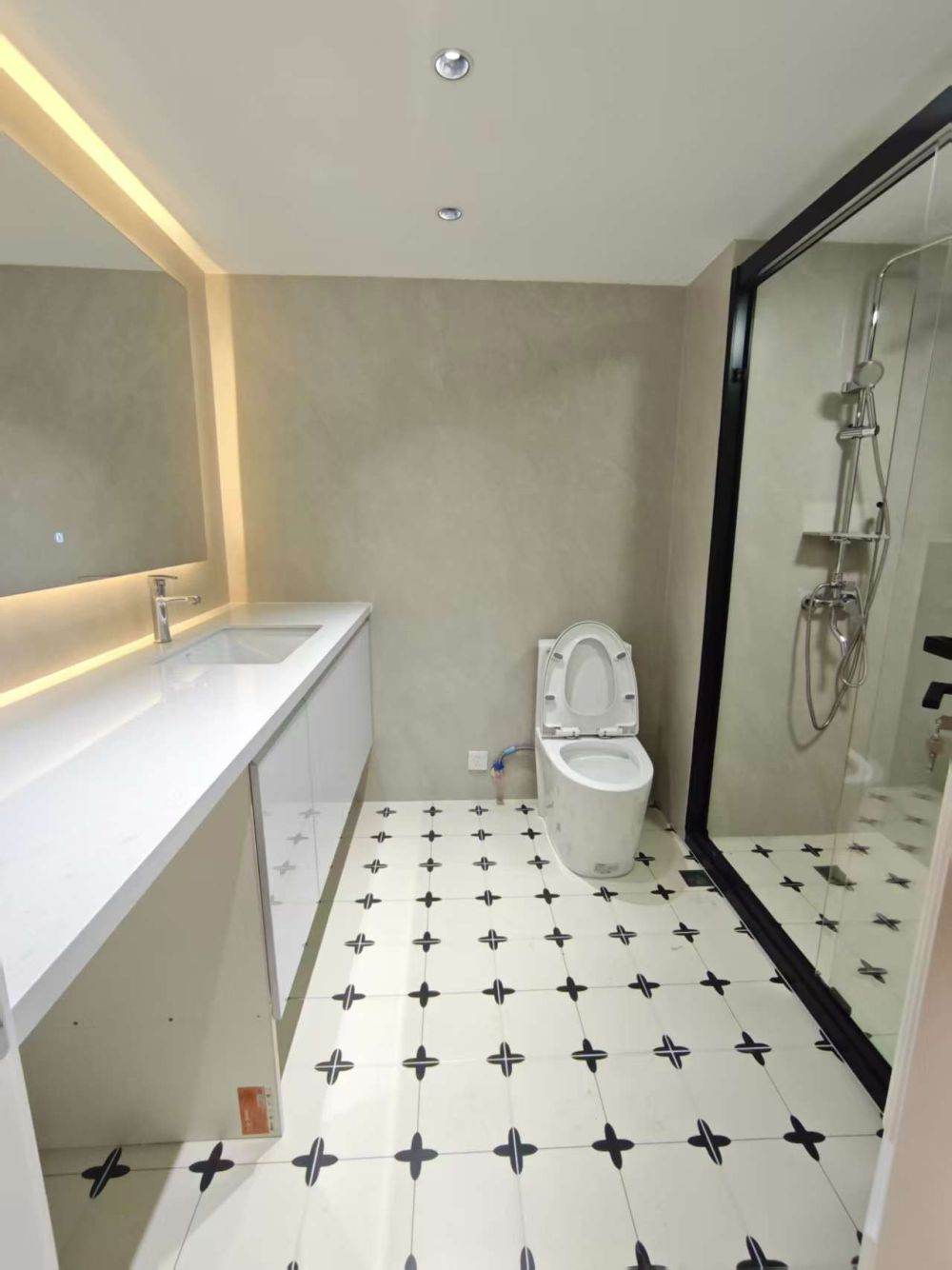 Housing image — Bathroom