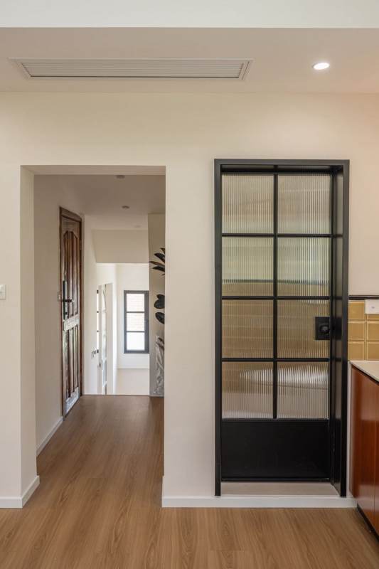 Housing image — Bathroom