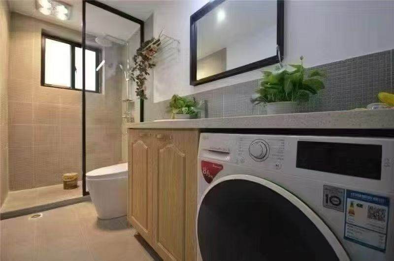 Housing image — Bathroom