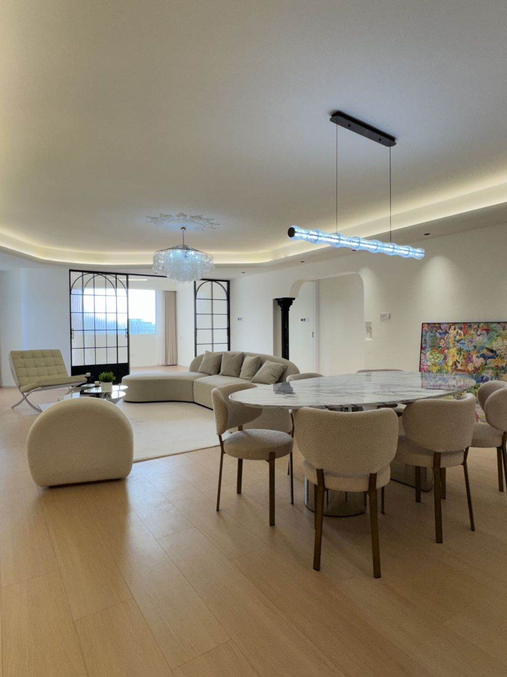 Housing image — Living Room