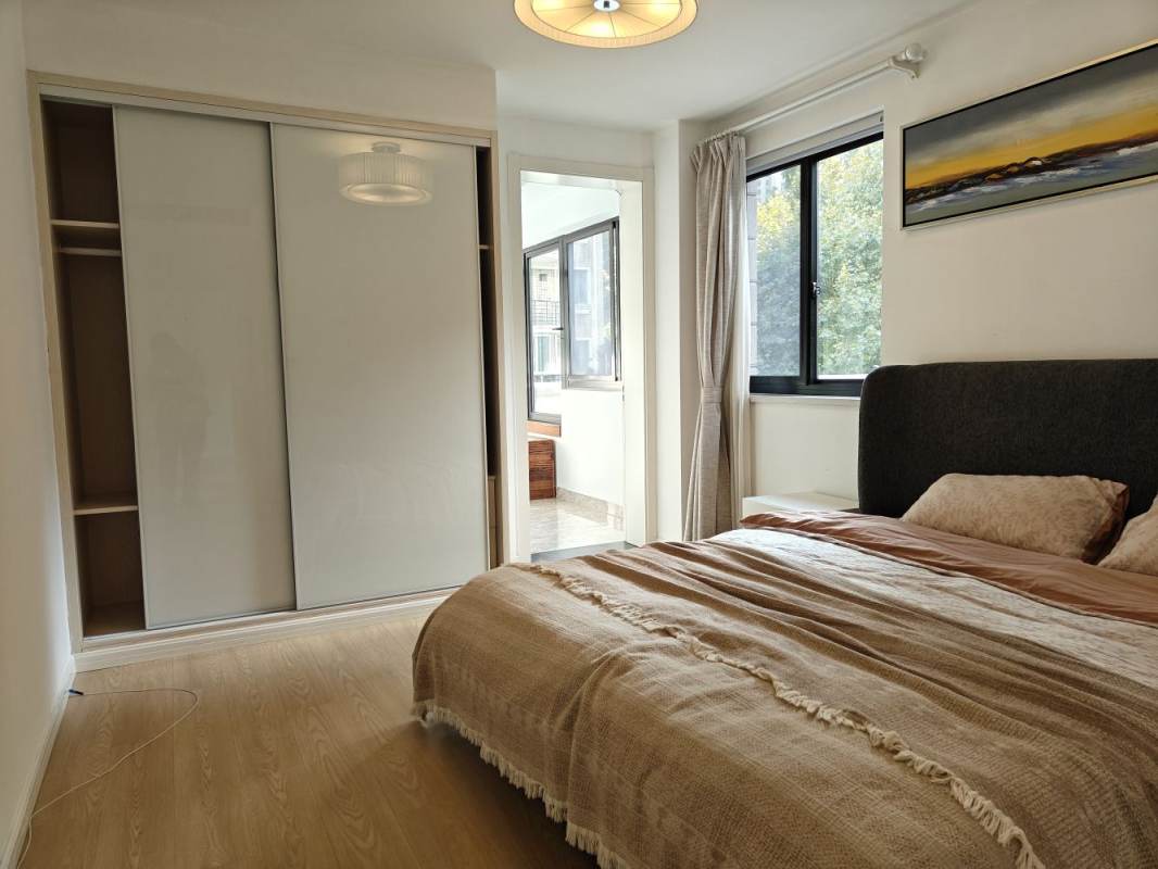 Housing image — Bedroom