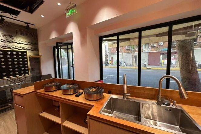 Studio Commercial Space in Old Xuhui (L9/L12)