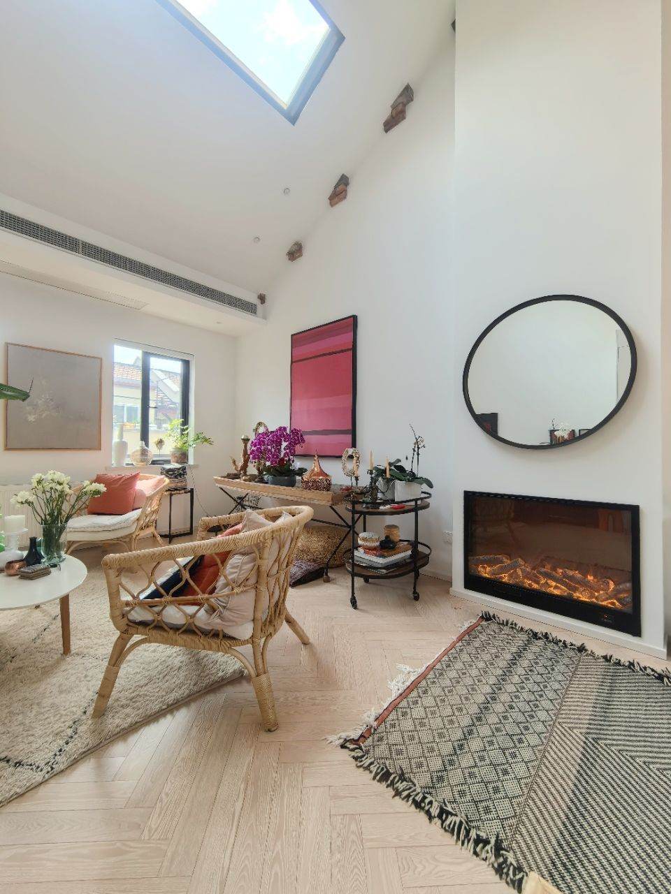 Housing image — Living Room
