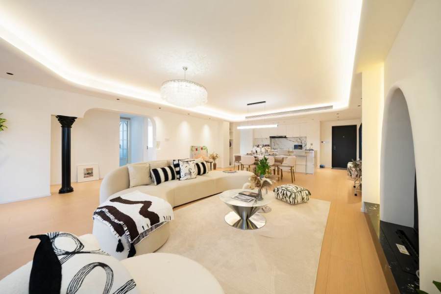 Housing image — Living Room