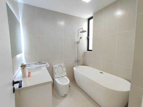 Housing image — Bathroom