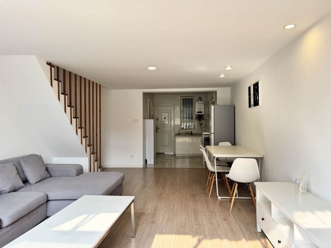 Housing image — Living Room