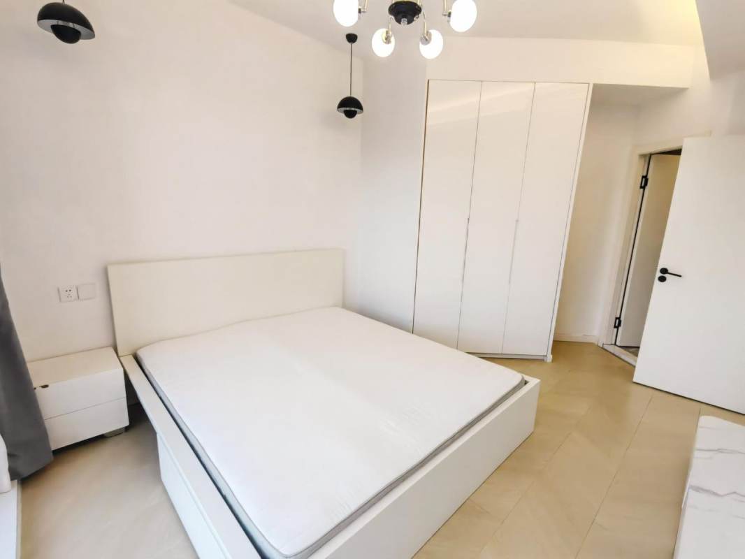Housing image — Bedroom