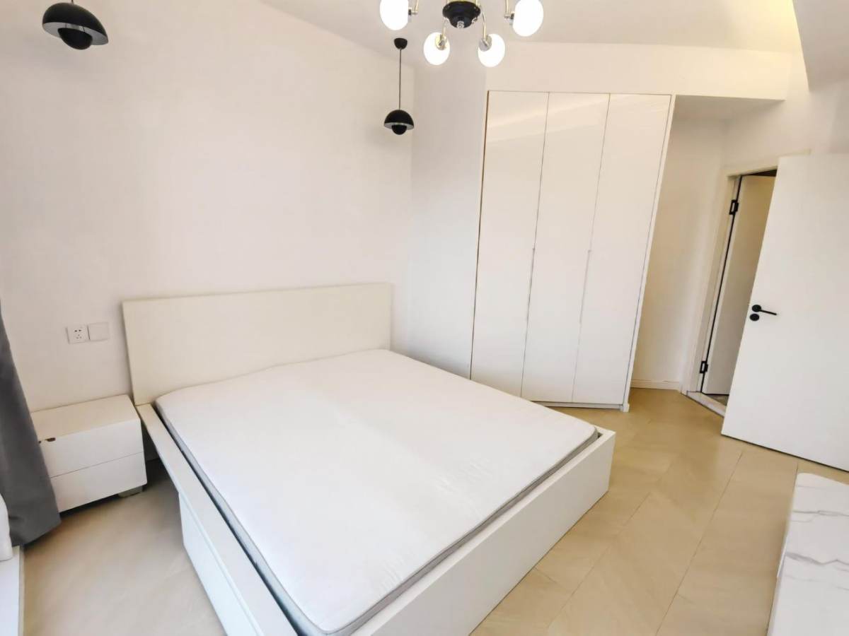 Housing image — Bedroom