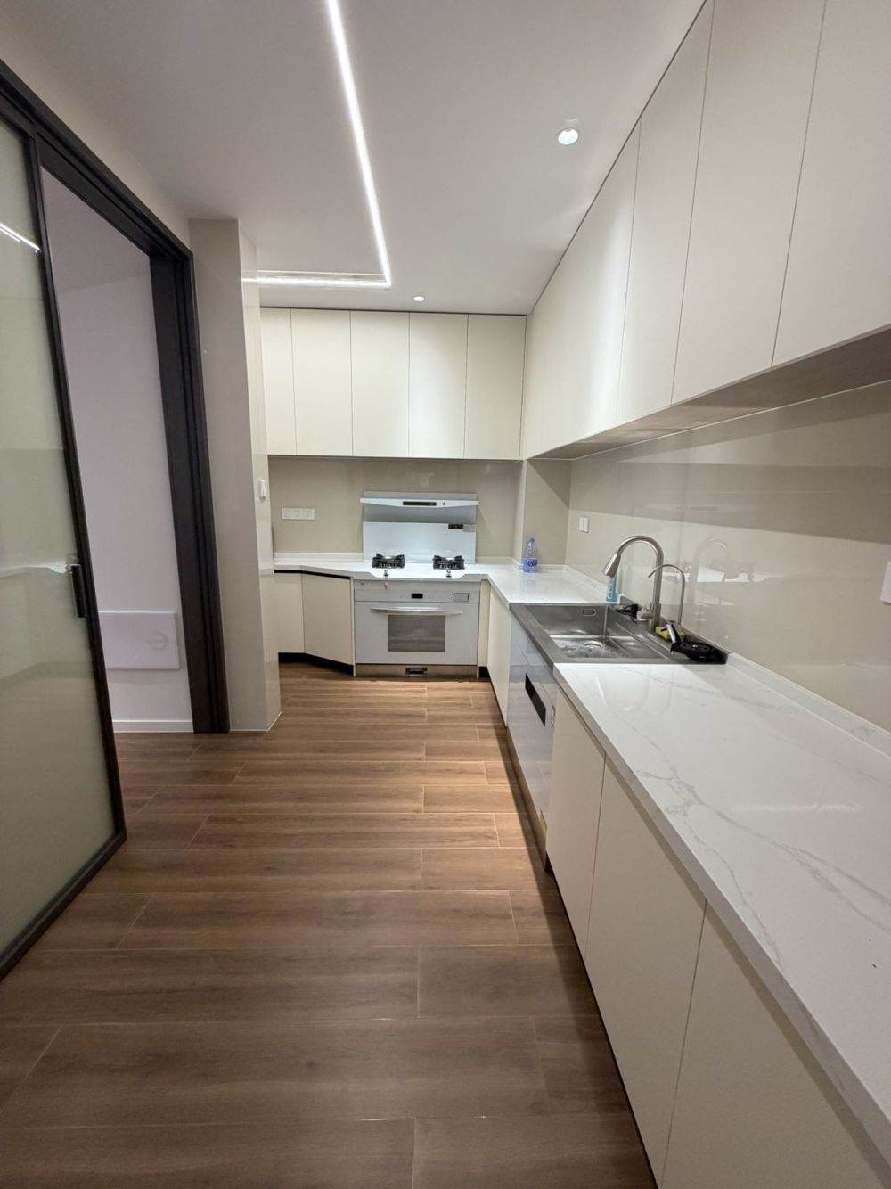 Housing image — Kitchen