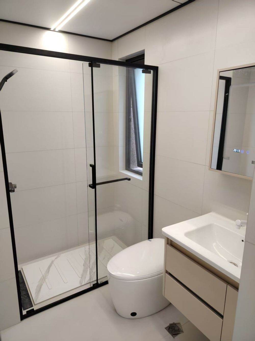 Housing image — Bathroom