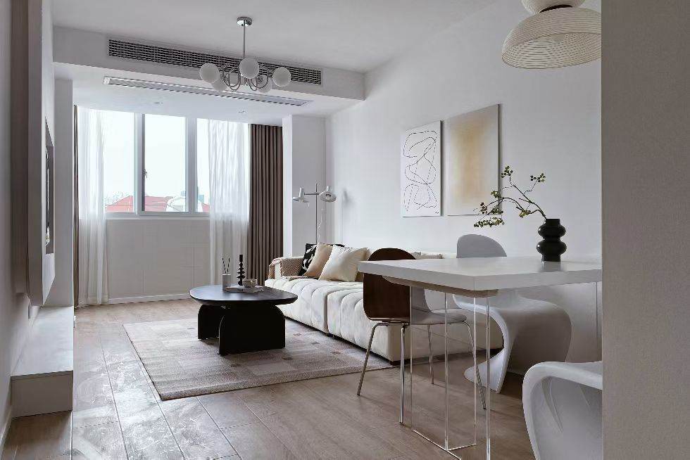Housing image — Living Room