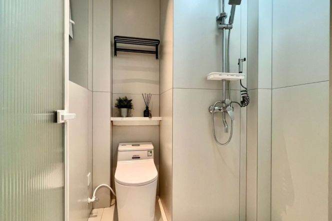 1BR Apartment in Xujiahui (L3/L4/L10)