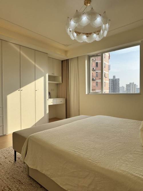 Housing image — Bedroom