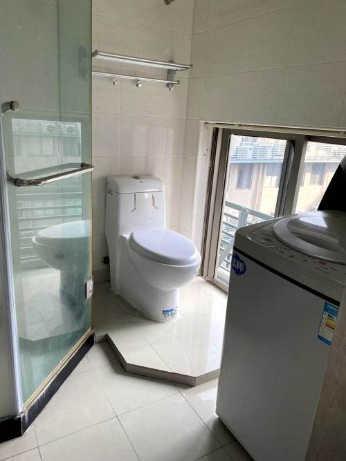 Housing image — Bathroom