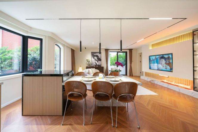 Spacious 3BR Apartment in Old Xuhui with Green View (L9/L12)